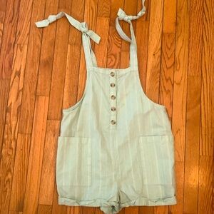 O’Neill sleeveless romper . Size L( juniors ).